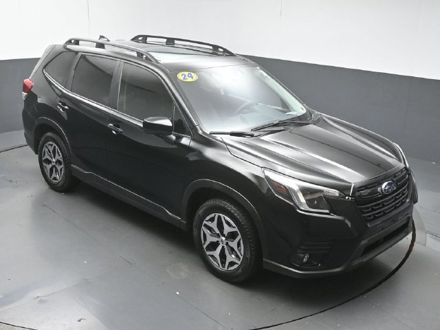 Used 2024 Subaru Forester Premium AWD/4WD image 41