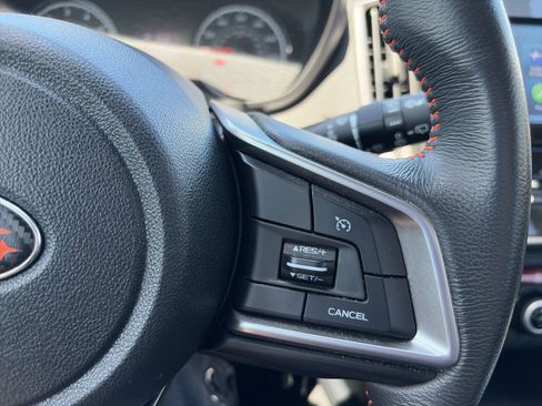 Used 2021 Subaru Crosstrek 2.0i Premium image 19