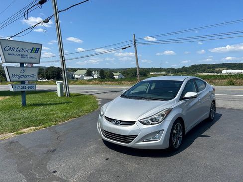 Used 2015 Hyundai Elantra Limited image 6