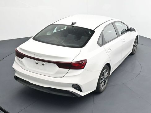Used 2023 Kia Forte LXS FWD image 15
