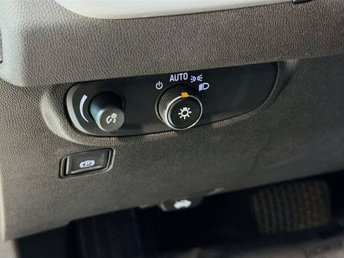 Used 2020 GMC Terrain SLE w/ Driver Convenience Package AWD/4WD image 12