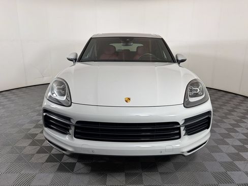 Certified 2023 Porsche Cayenne AWD/4WD image 7