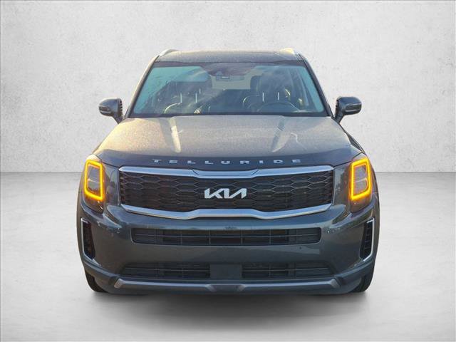 Used 2022 Kia Telluride EX w/ EX Premium Package FWD image 2