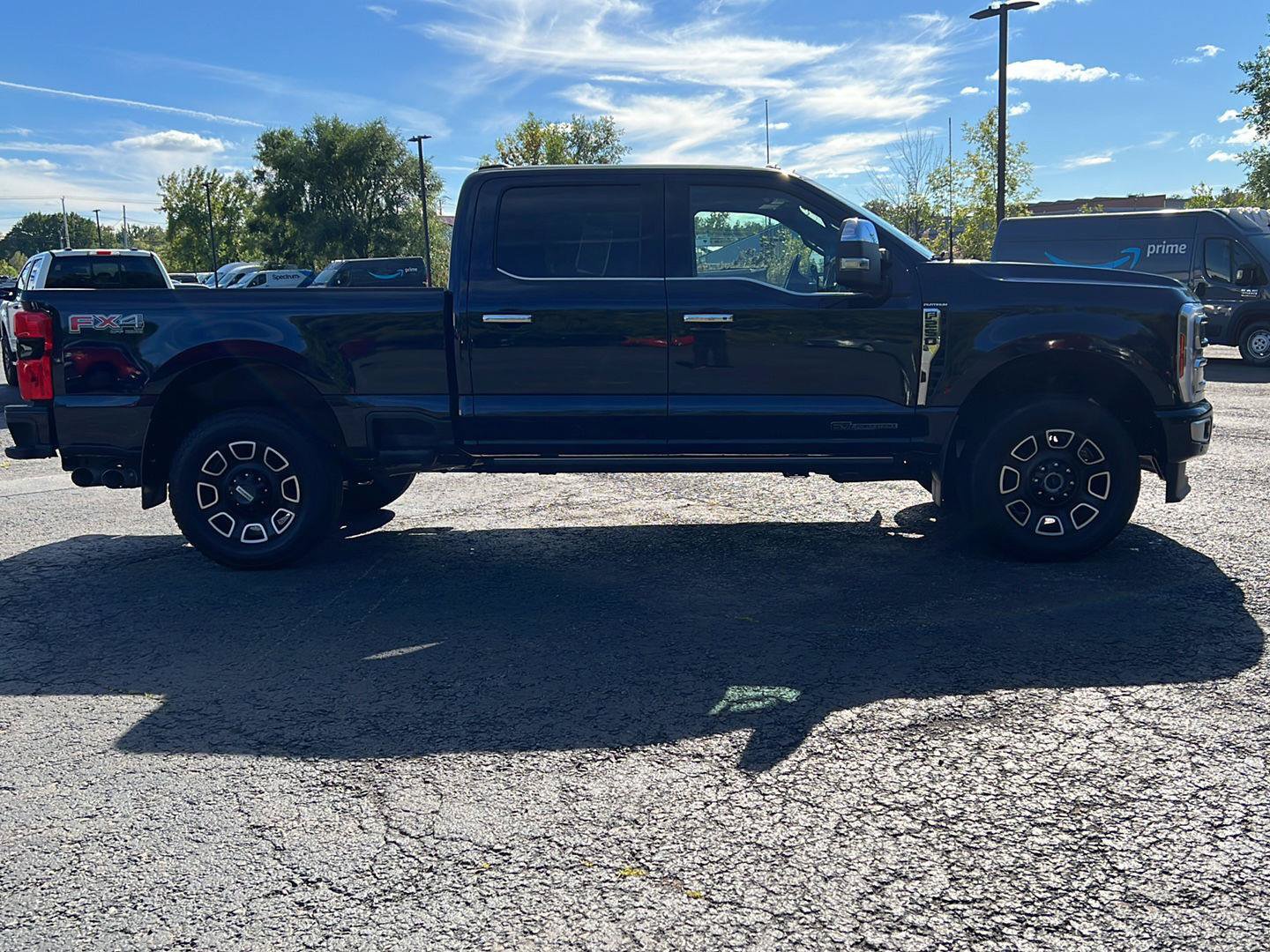 Used 2024 Ford F250 Platinum w/ FX4 Off-Road Package AWD/4WD image 27