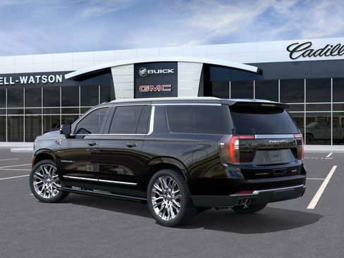 New 2026 GMC Yukon XL Denali w/ Denali Reserve Package image 3