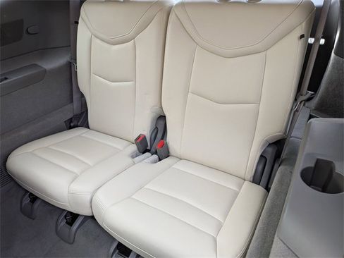 Certified 2023 Cadillac XT6 Premium Luxury image 23