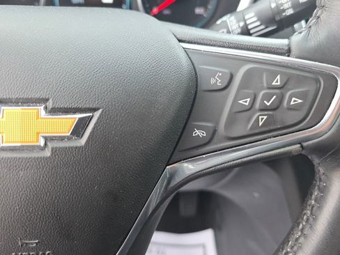 Used 2018 Chevrolet Equinox Premier image 15