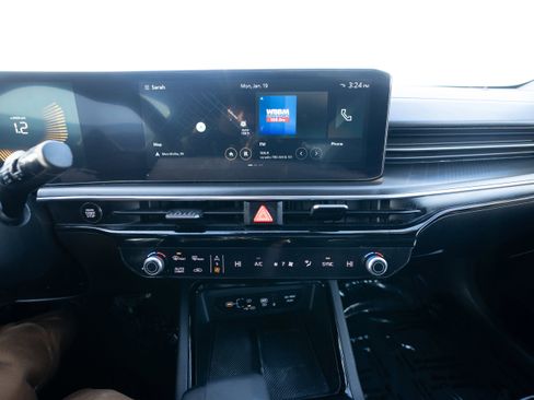 Used 2025 Kia K5 GT-Line w/ GT-Line Premium Package image 17