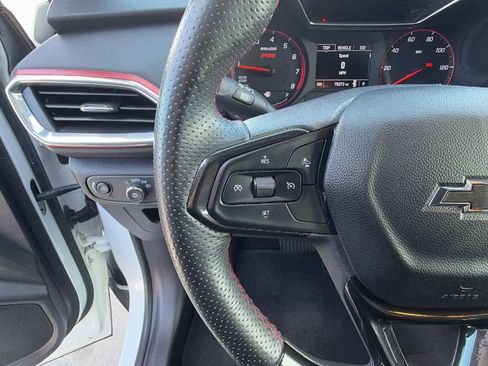 Used 2021 Chevrolet TrailBlazer RS FWD image 19