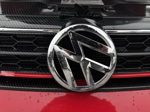 Used 2016 Volkswagen Jetta GLI SEL image 32