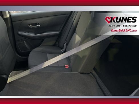 Used 2023 Nissan Sentra SV image 29