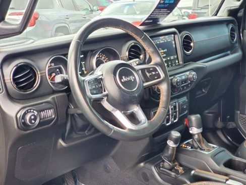 Used 2022 Jeep Gladiator Overland image 7