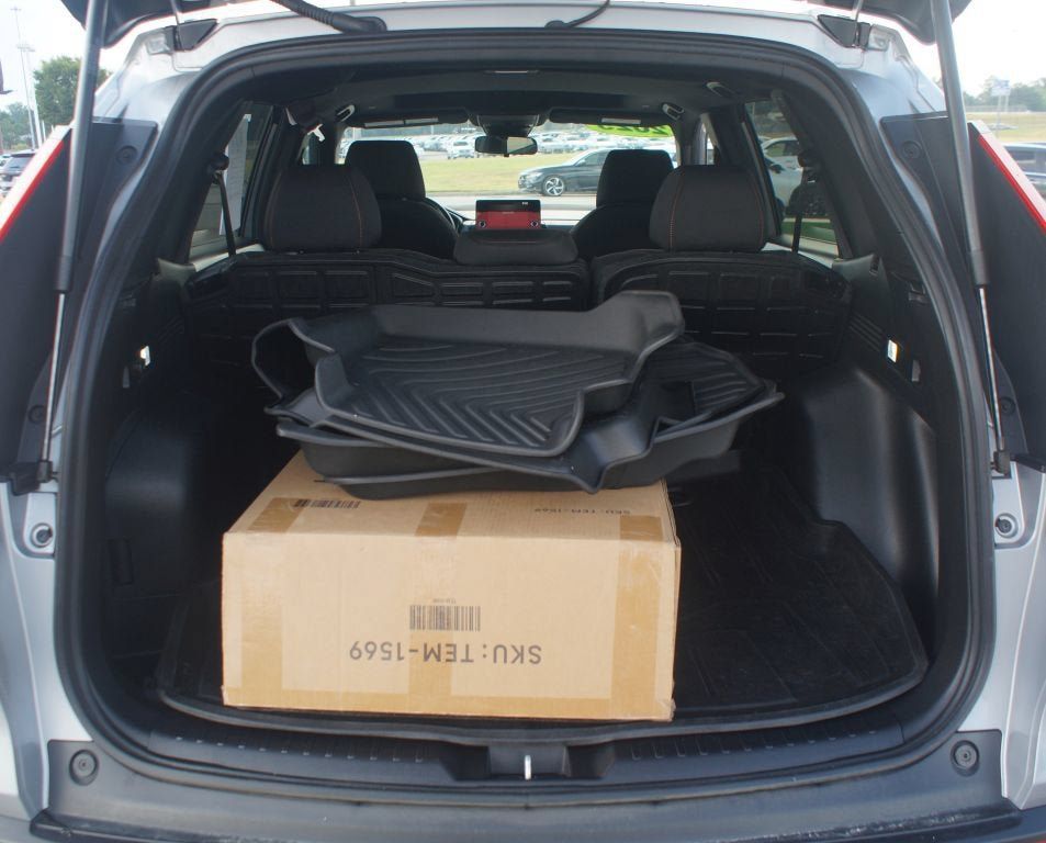 Used 2025 Honda CR-V Sport image 17