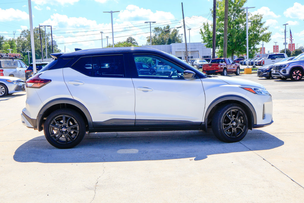 Used 2022 Nissan Kicks SV FWD image 20