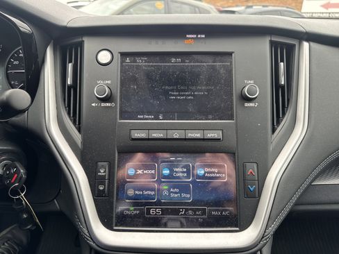 Certified 2025 Subaru Outback image 18