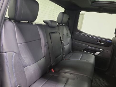 Used 2023 Toyota Tundra Platinum AWD/4WD image 18