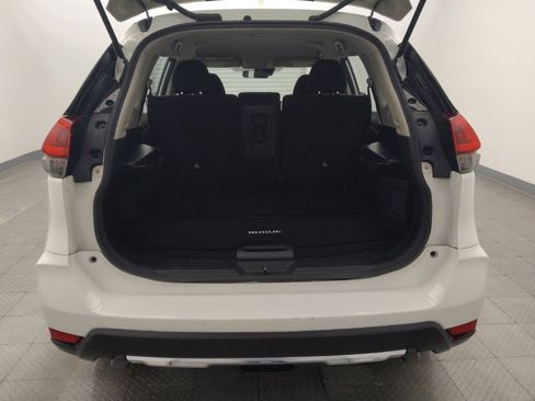 Used 2020 Nissan Rogue S FWD image 29