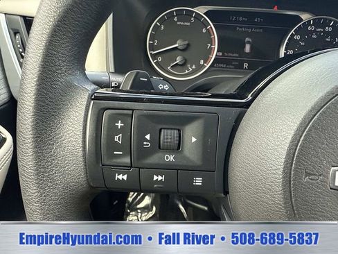 Used 2023 Nissan Rogue SV AWD/4WD image 28