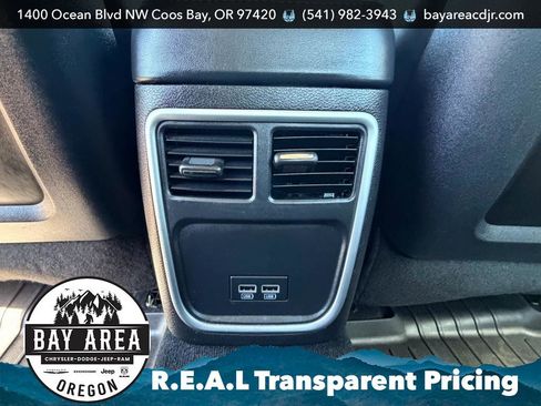 Used 2022 Chrysler 300 Touring L RWD image 16