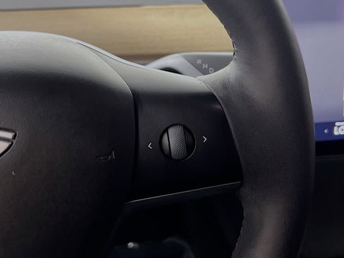 Used 2023 Tesla Model 3 Standard Range image 20