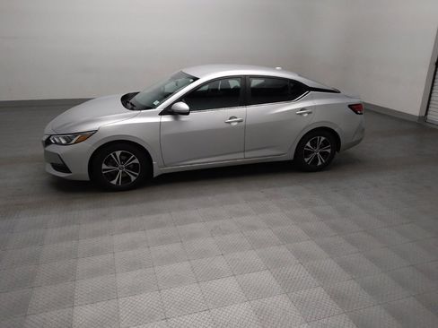Used 2021 Nissan Sentra SV FWD image 2
