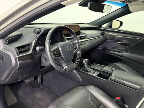 Used 2019 Lexus ES 350 FWD image 4