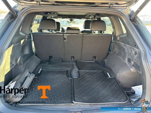 Used 2023 Volkswagen Tiguan SEL R-Line image 20