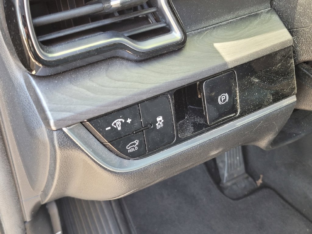 Used 2023 Kia Sportage X-Line w/ X-Line Premium Package AWD/4WD image 17