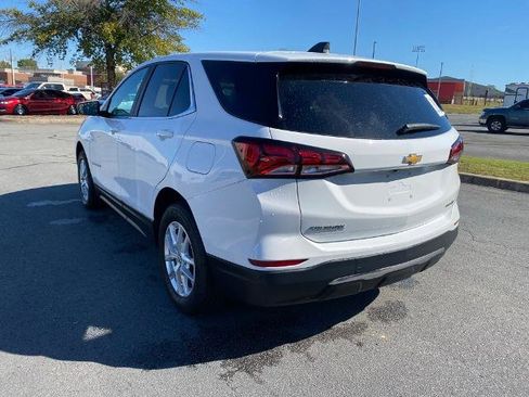 Used 2023 Chevrolet Equinox LT w/ Driver Convenience Package image 5