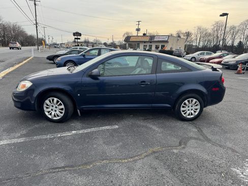 Used 2009 Chevrolet Cobalt LT image 2