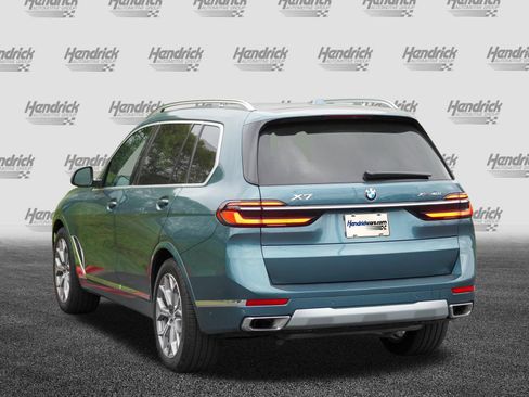 Used 2026 BMW X7 xDrive40i AWD/4WD image 7