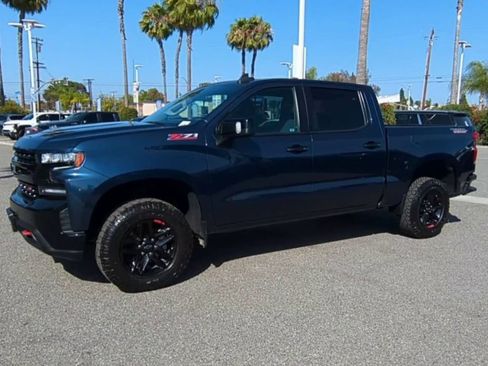 Used 2022 Chevrolet Silverado 1500 LT Trail Boss w/ Safety Package AWD/4WD image 4