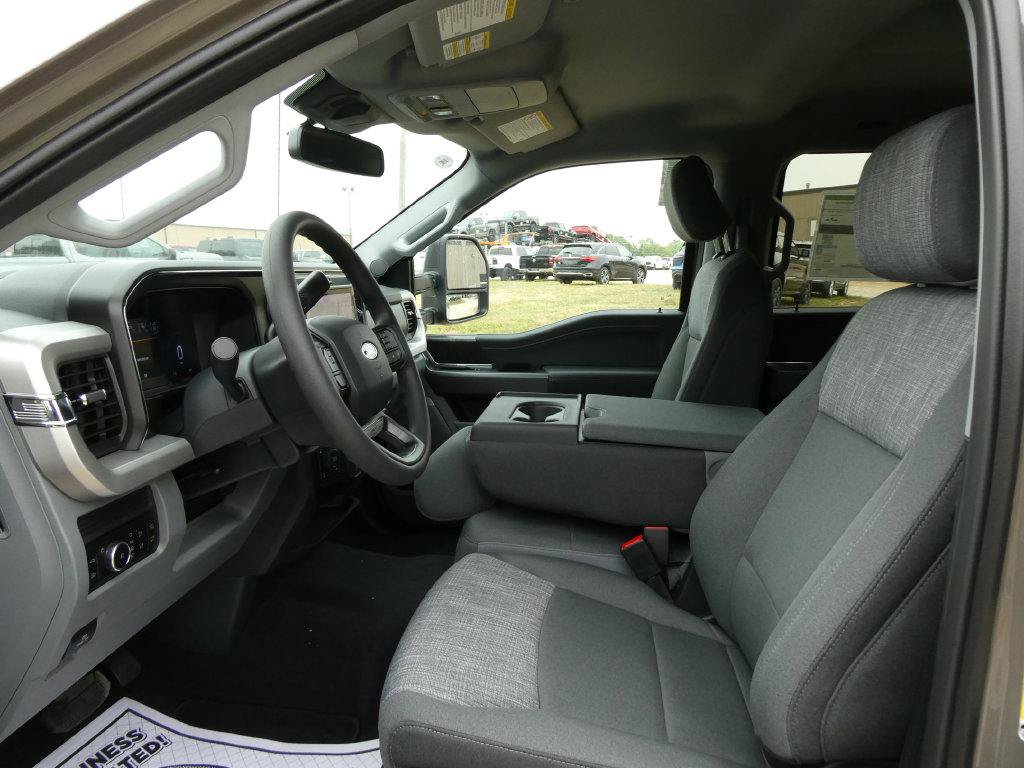 New 2026 Ford F250 XLT w/ XLT Premium Package AWD/4WD image 20