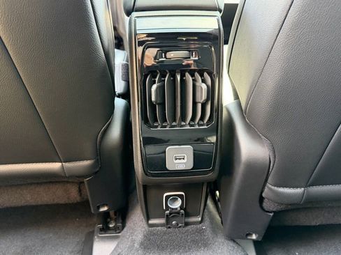 New 2026 Jeep Compass Limited image 25