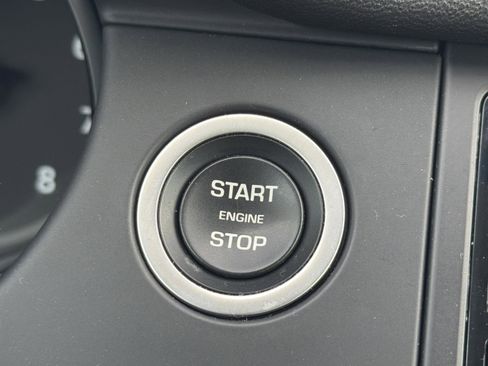 Used 2017 Land Rover Discovery Sport HSE image 21