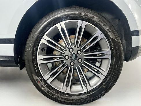 Used 2026 Land Rover Range Rover Evoque Dynamic SE AWD/4WD image 29