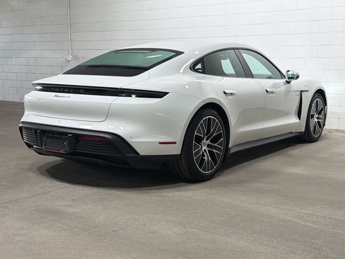 Certified 2025 Porsche Taycan 4 image 7