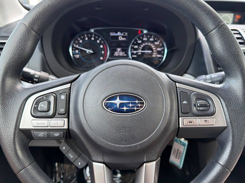 Used 2018 Subaru Forester 2.5i Premium AWD/4WD image 21
