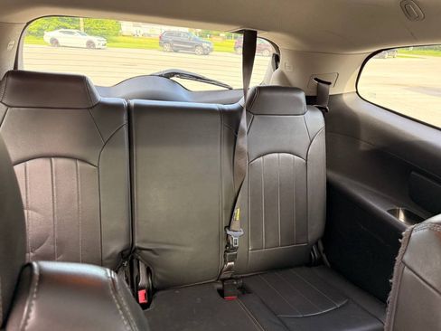 Used 2017 Buick Enclave Leather AWD/4WD image 11