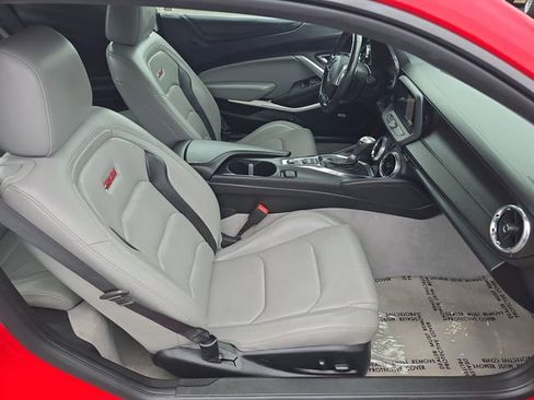 Certified 2020 Chevrolet Camaro SS image 31