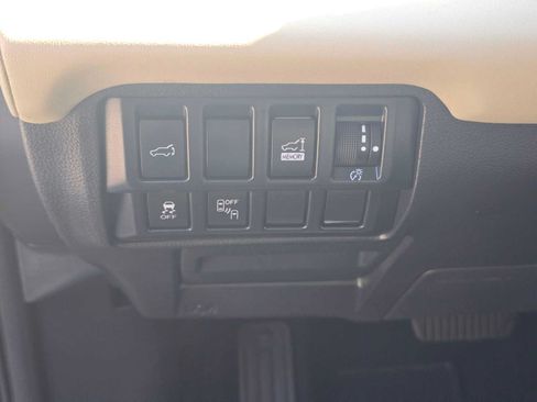 Used 2019 Subaru Ascent Limited AWD/4WD image 24