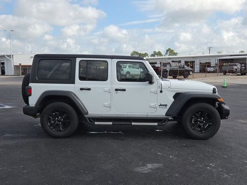 Used 2020 Jeep Wrangler Unlimited Sport AWD/4WD image 18