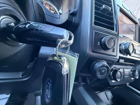 Used 2016 Ford F150 XLT w/ Equipment Group 302A Luxury image 30