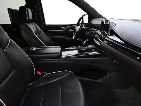 Used 2021 Cadillac Escalade ESV Sport image 16