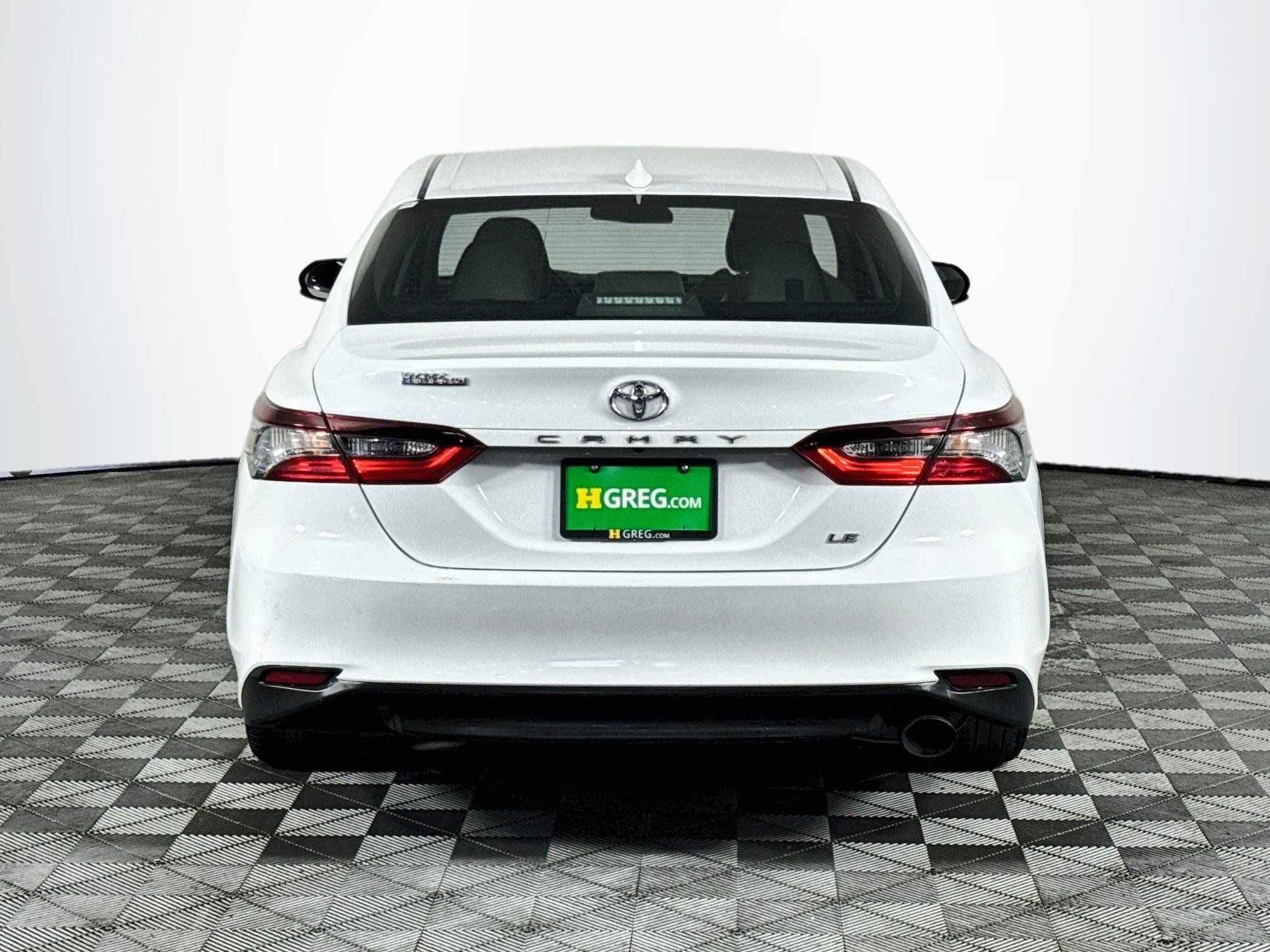 Used 2021 Toyota Camry LE FWD image 7