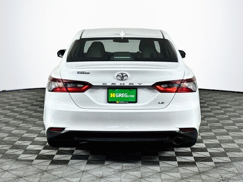 Used 2021 Toyota Camry LE FWD image 7