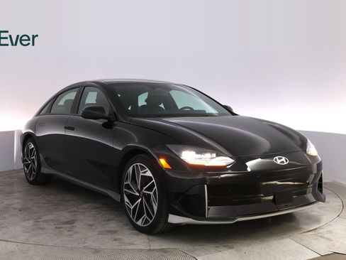 Used 2023 Hyundai Ioniq 6 Limited RWD image 13