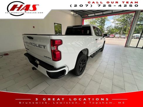 Used 2024 Chevrolet Silverado 1500 Custom w/ LPO, Dark Essentials Package AWD/4WD image 7
