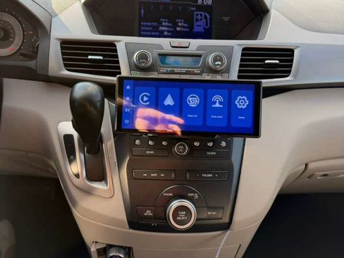 Used 2013 Honda Odyssey EX image 9