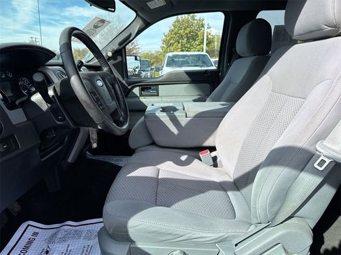 Used 2012 Ford F150 XLT w/ XLT Chrome Pkg image 17